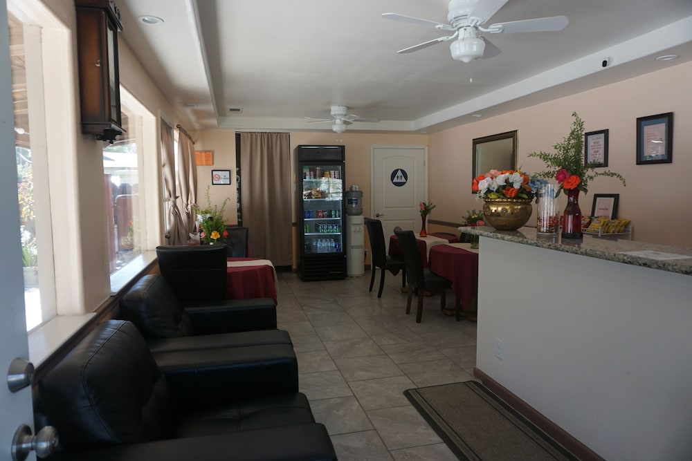 Willows Vacations - Blue Gum Motel - Property Image 25