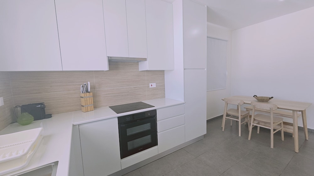56 NIC - Stay Space View Apartment