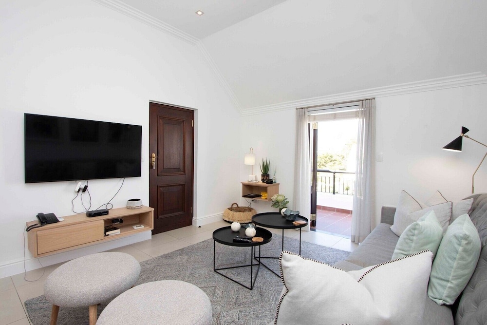 Winelands Golf Lodges at De Zalze