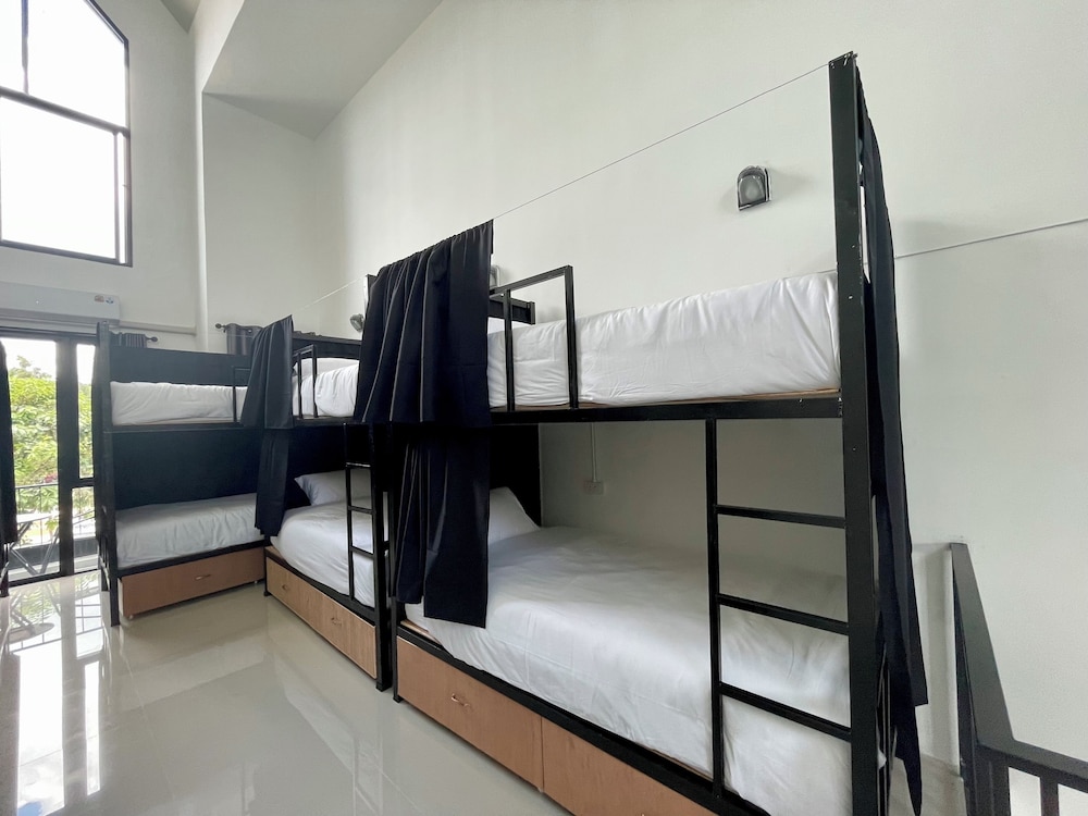 Global Beach Hostel - Ao Nang
