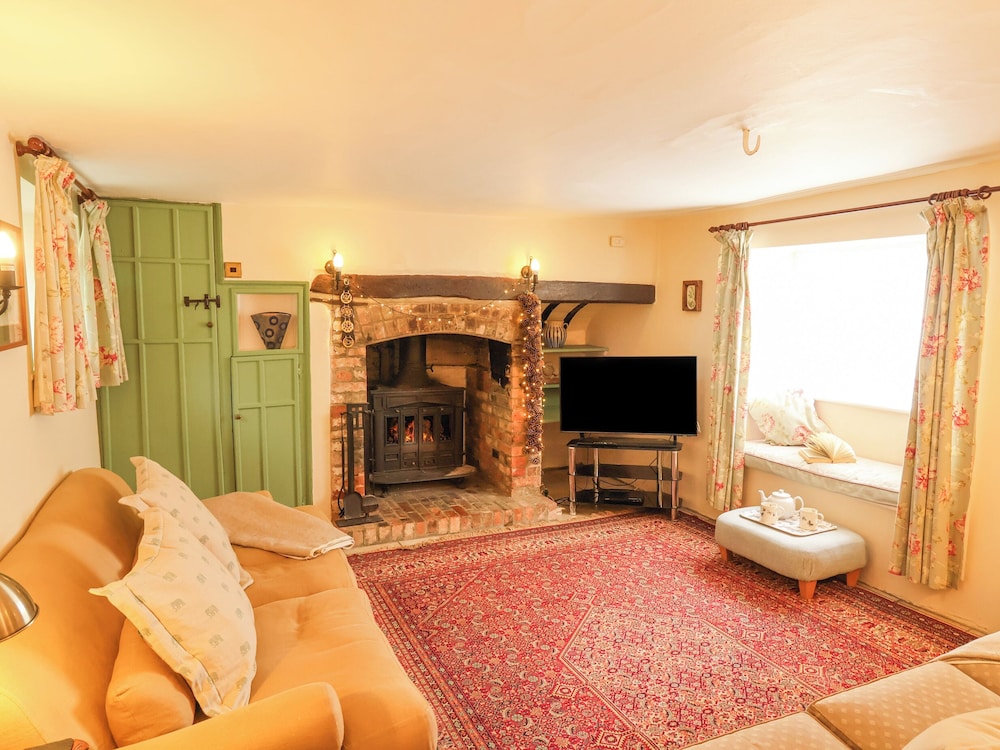 Old Cross Cottage