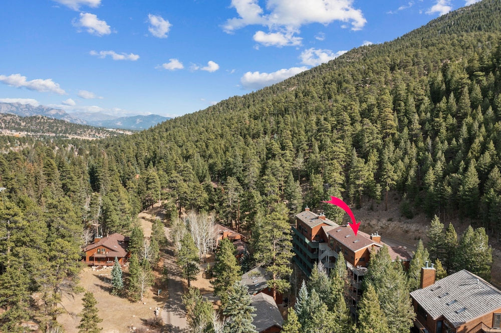 Cascade Mountain Home By Estes Park Homes 6 Bedroom Home