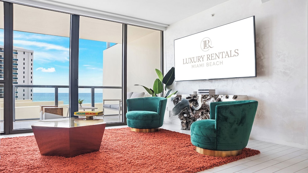 Luxury Vacation Rentals in South Beach by LRMB