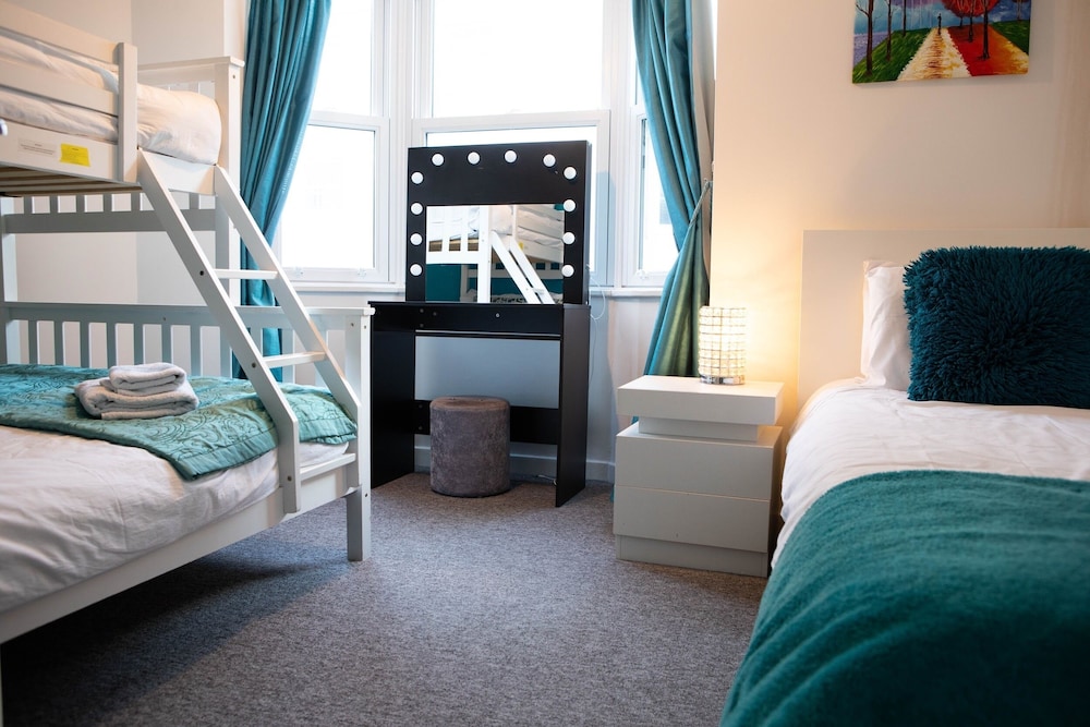 St Margarets Place Townhouse