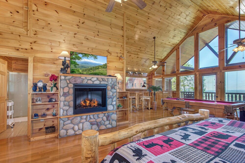 A Smoky Mountain Hide-a-way