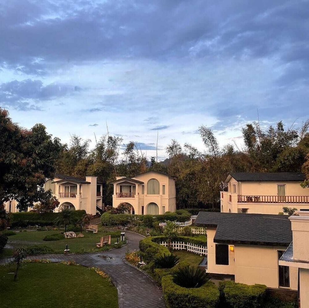The Hridayesh SPA Wilderness Resort