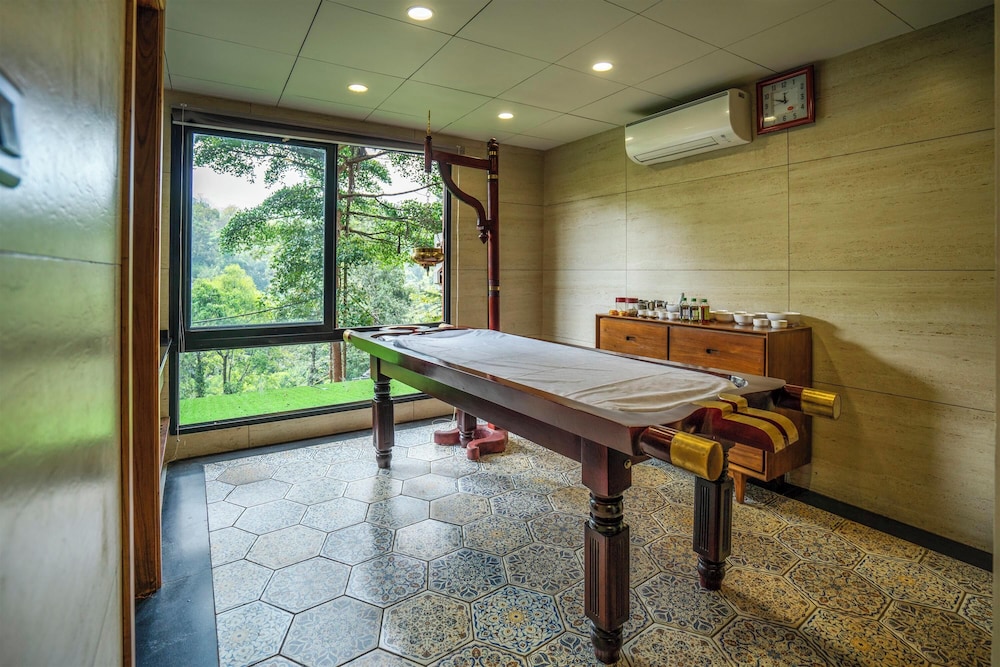Vyna Hillock Resort and Spa