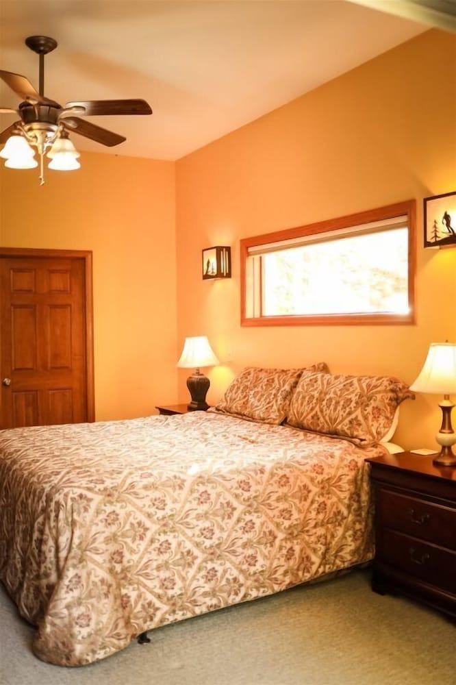 Huck`s Place view 5