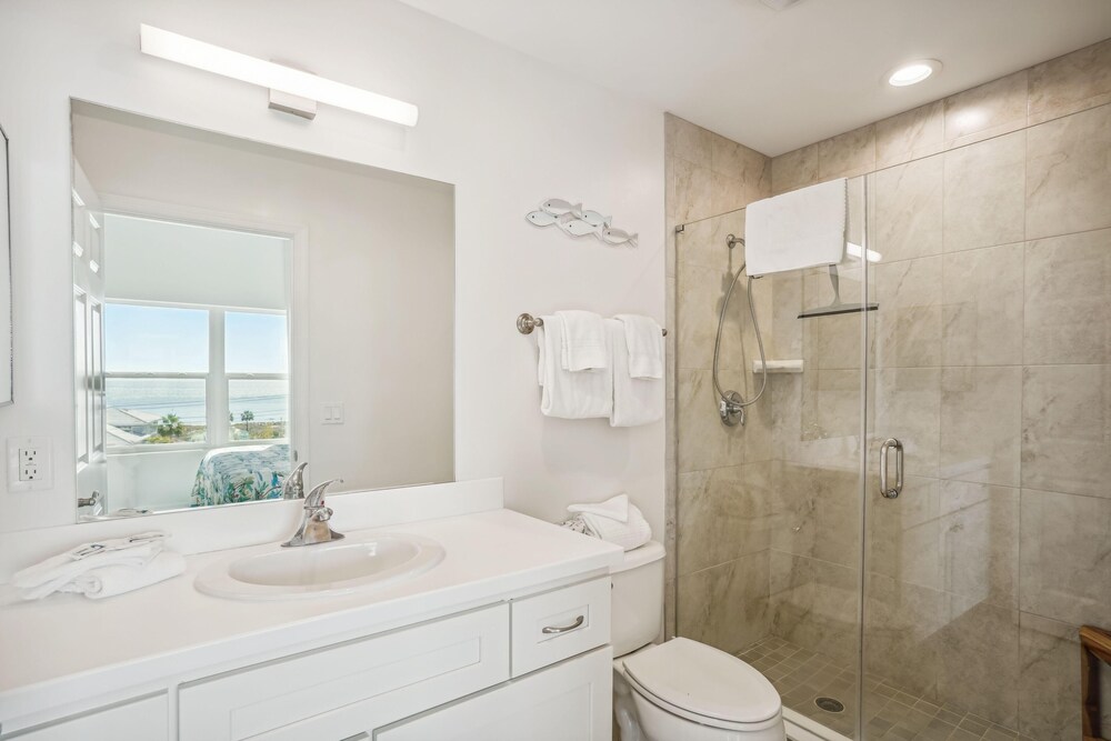 Madeira Bay Resort I 1502