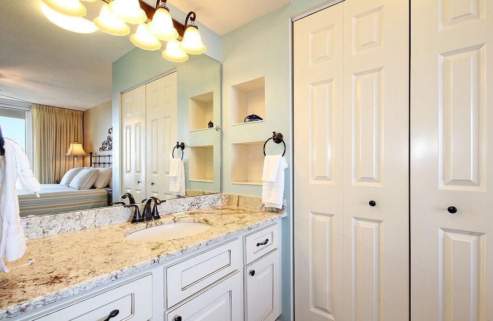 Pelican Beach Terrace 1203