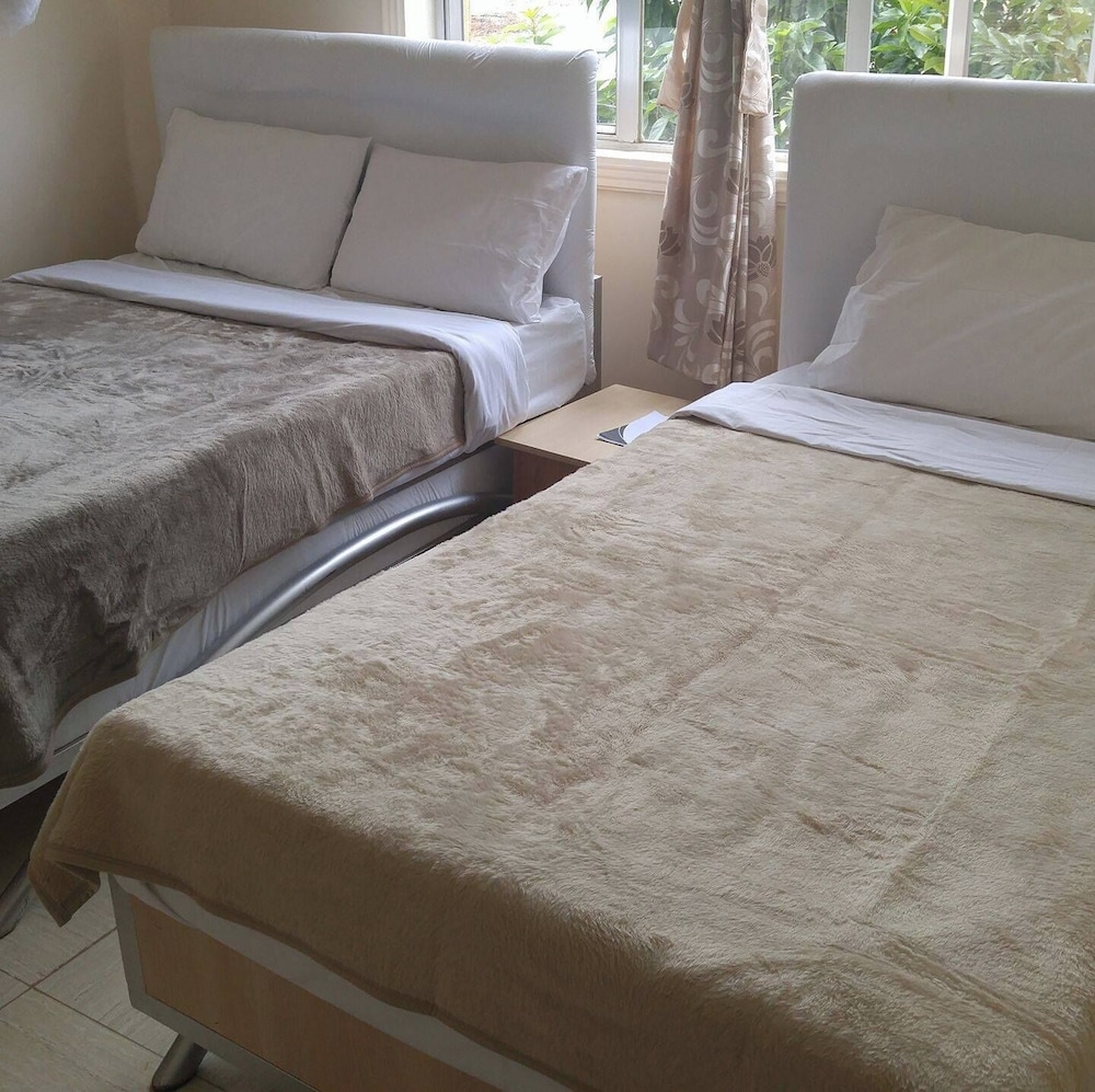Bluegum Avenue Lodge
