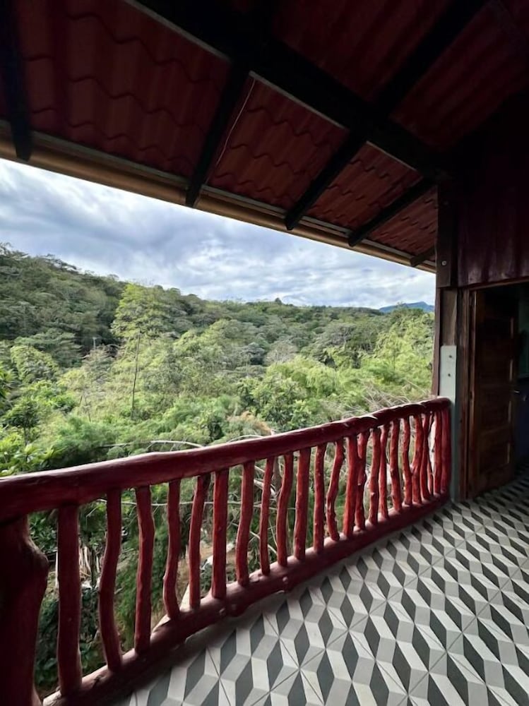 La Villa de los Alas