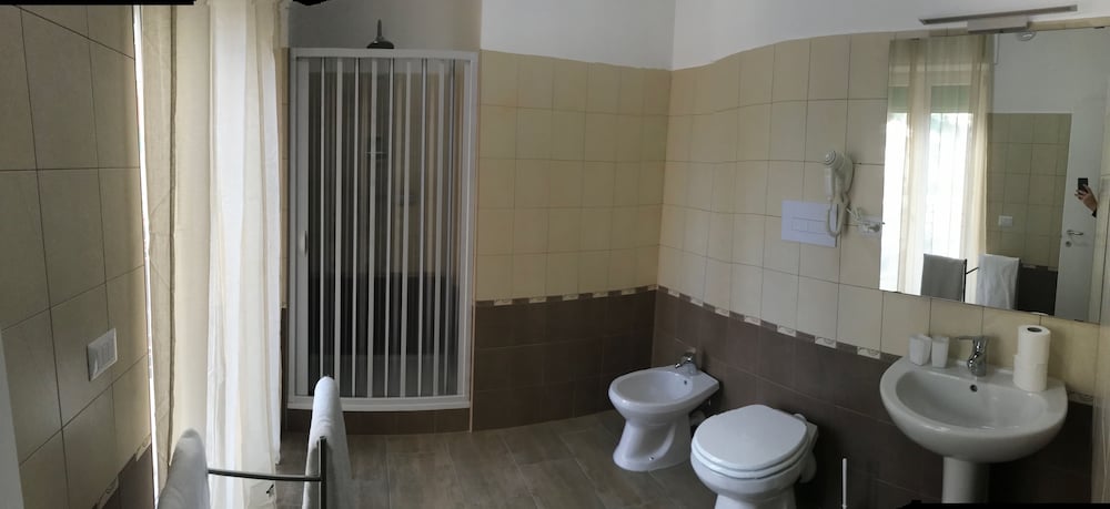 B&B Mast en Salerno — bathroom