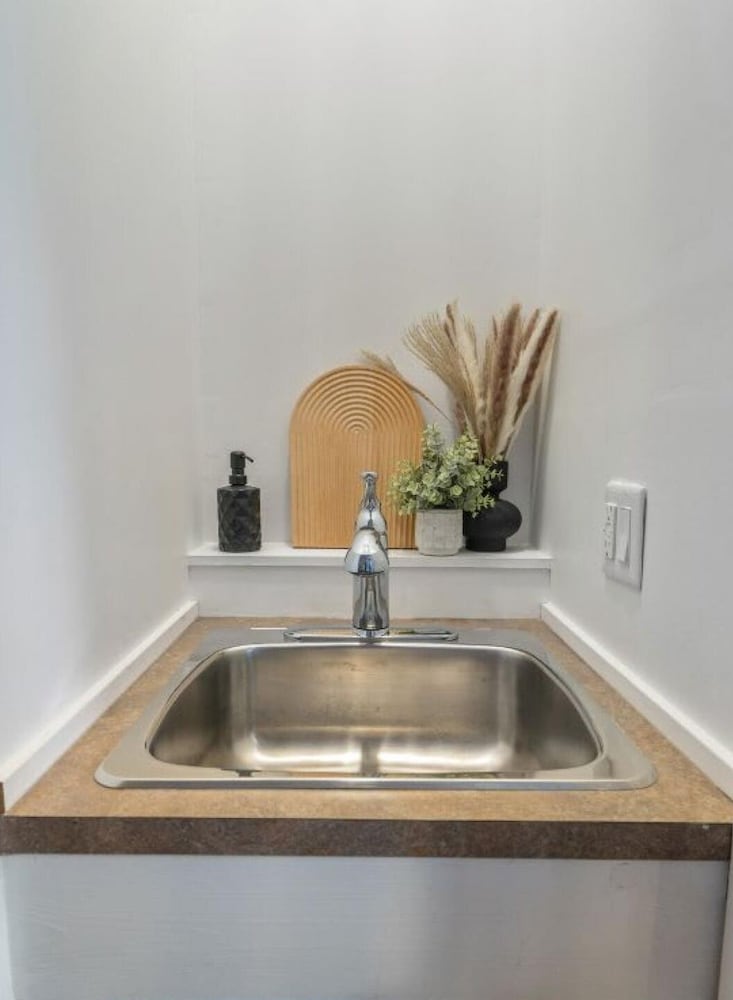 The Aura No Service Fees Lake View Hot Tub