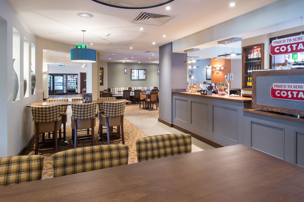 Premier Inn London Brentford — London photo 3