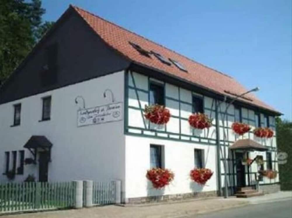 Gästehaus Zum Felsenkeller Steigerthal
