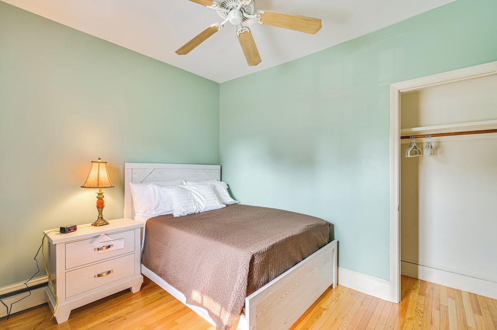 9 Mi to Dtwn Boston: Cozy Malden Apartment