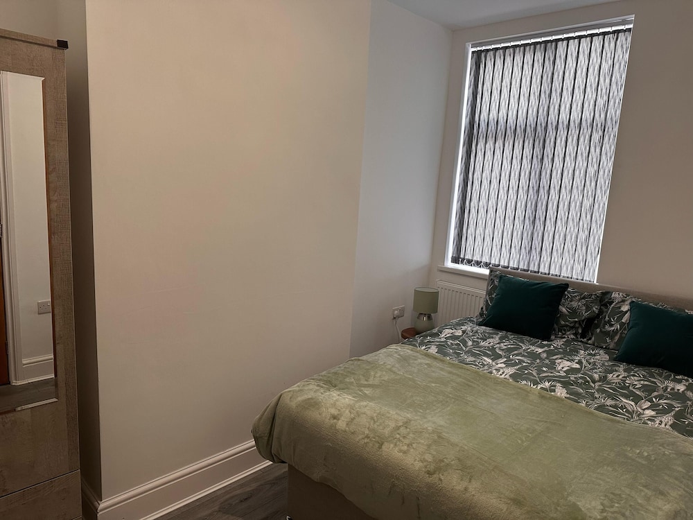 Chaucer House Retreat - Leicester view 4
