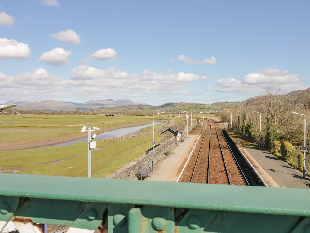 Station View