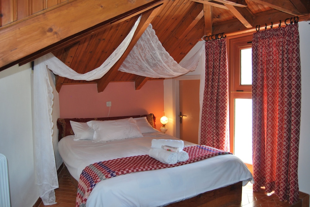 Artemi's Guesthouse photo 5