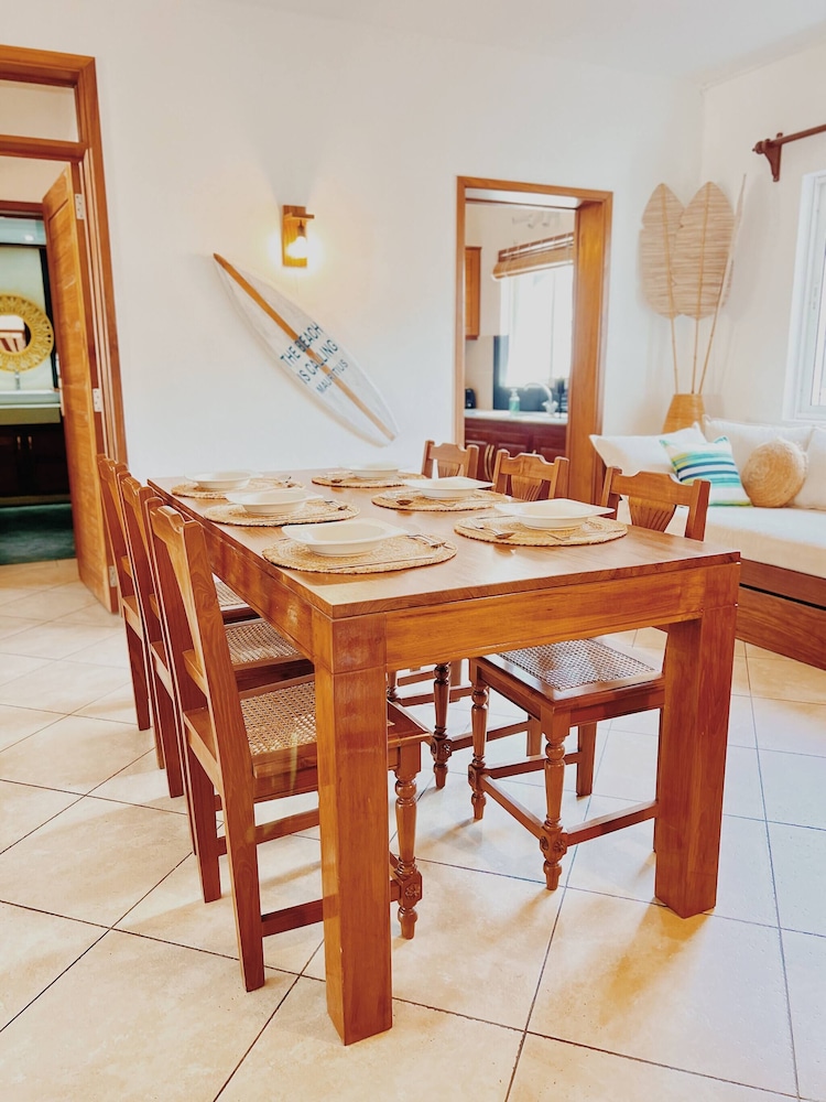 Seas the DAY Luxury Seafront!