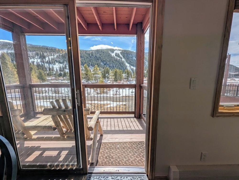Cinnamon Ridge C114