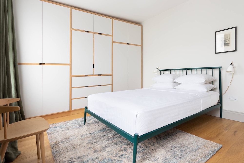 Baxendale Street by Onefinestay