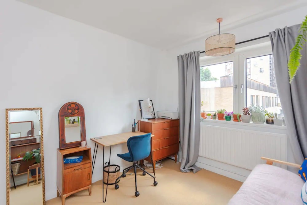 Cosy 2 Bedroom Apartment in Bethnal Green Near Victoria Park