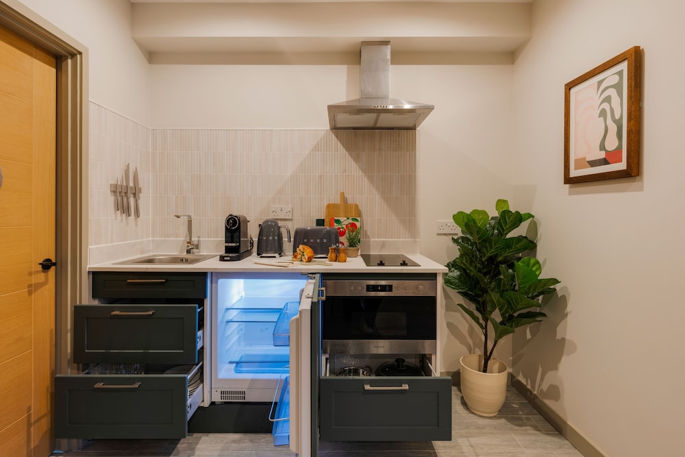 Tower Bridge Road Your Apartment