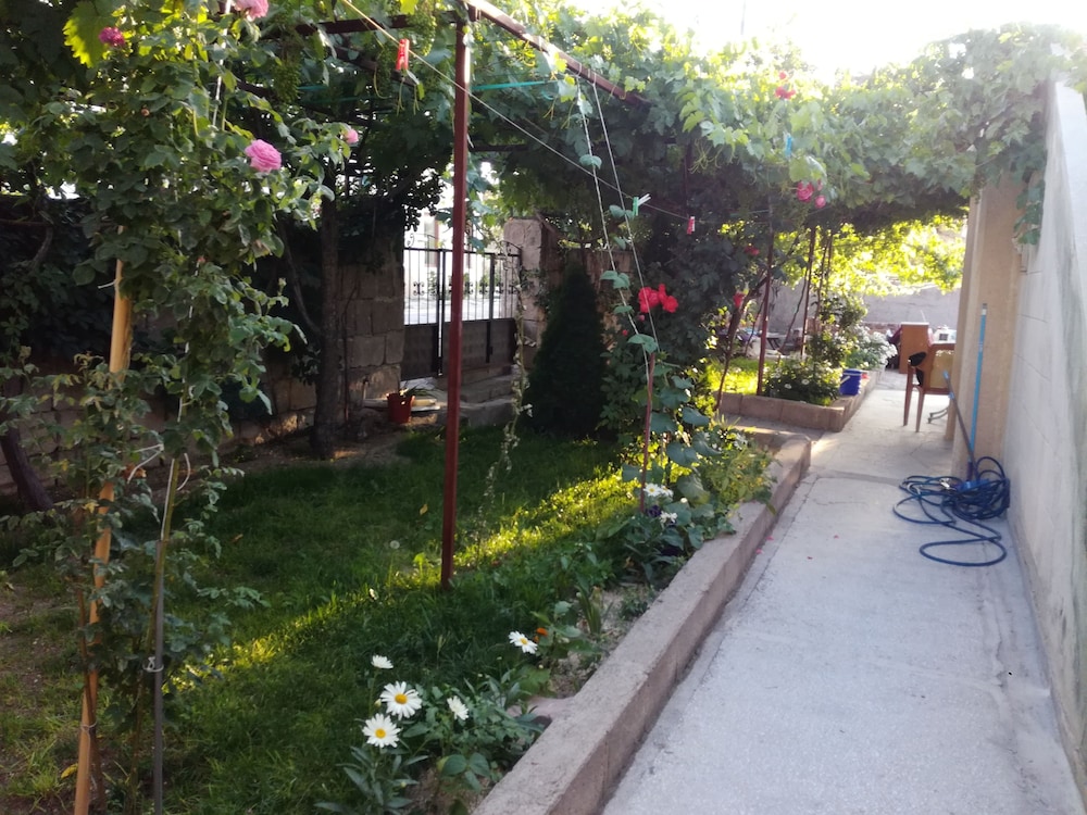 Photo 26