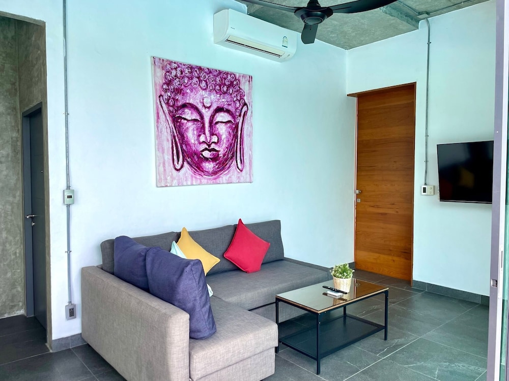 Baan Saint Tropez Villas Kata Beach