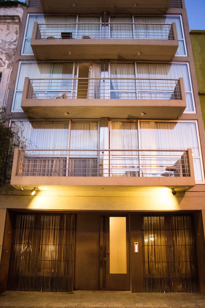 Lemon Apartments