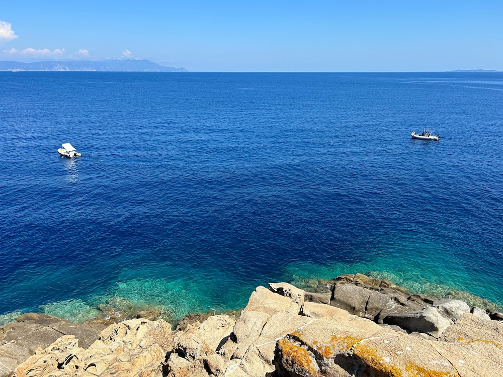 Capel Rosso Lighthouse