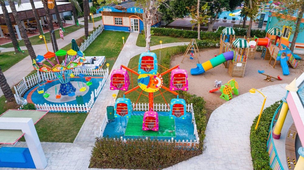 IC Hotels Green Palace & Villas