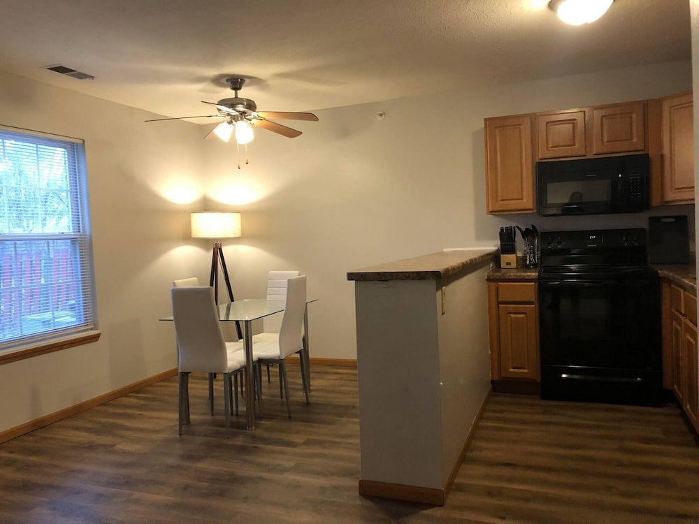 2 Bedroom Apartment Next To Rivian