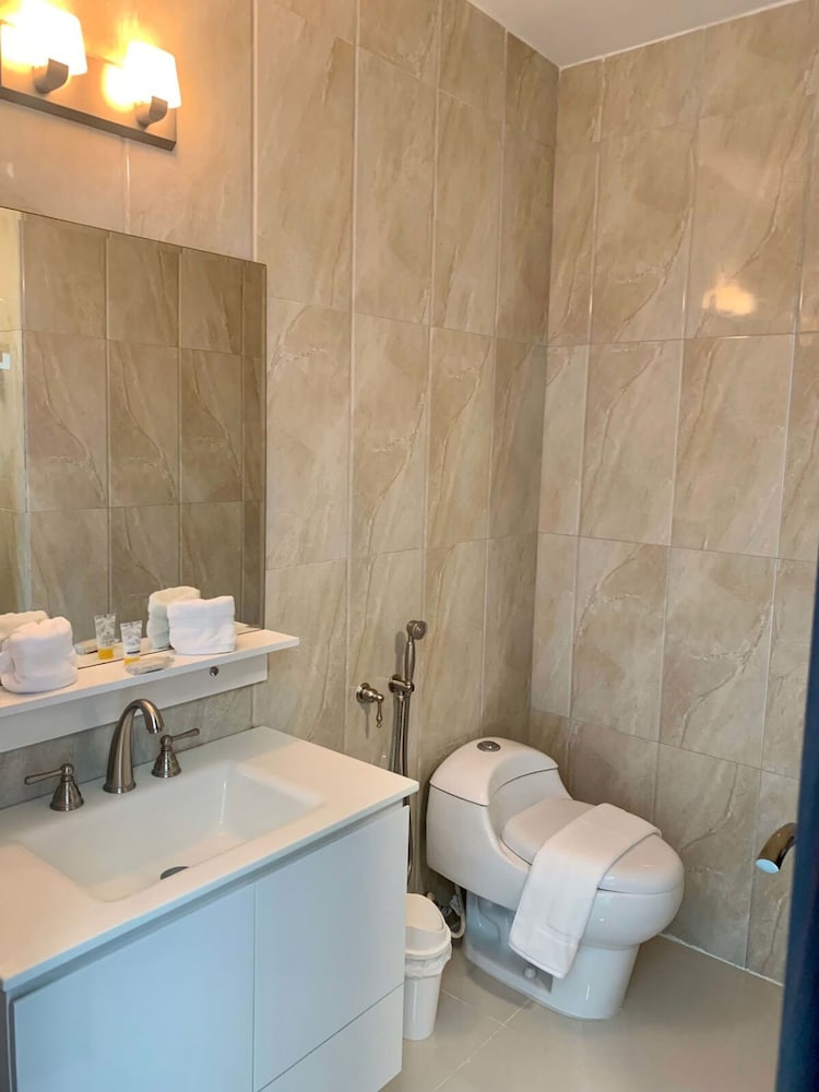 East Tower - Spacious 3 Bed Apt in Costa del Este