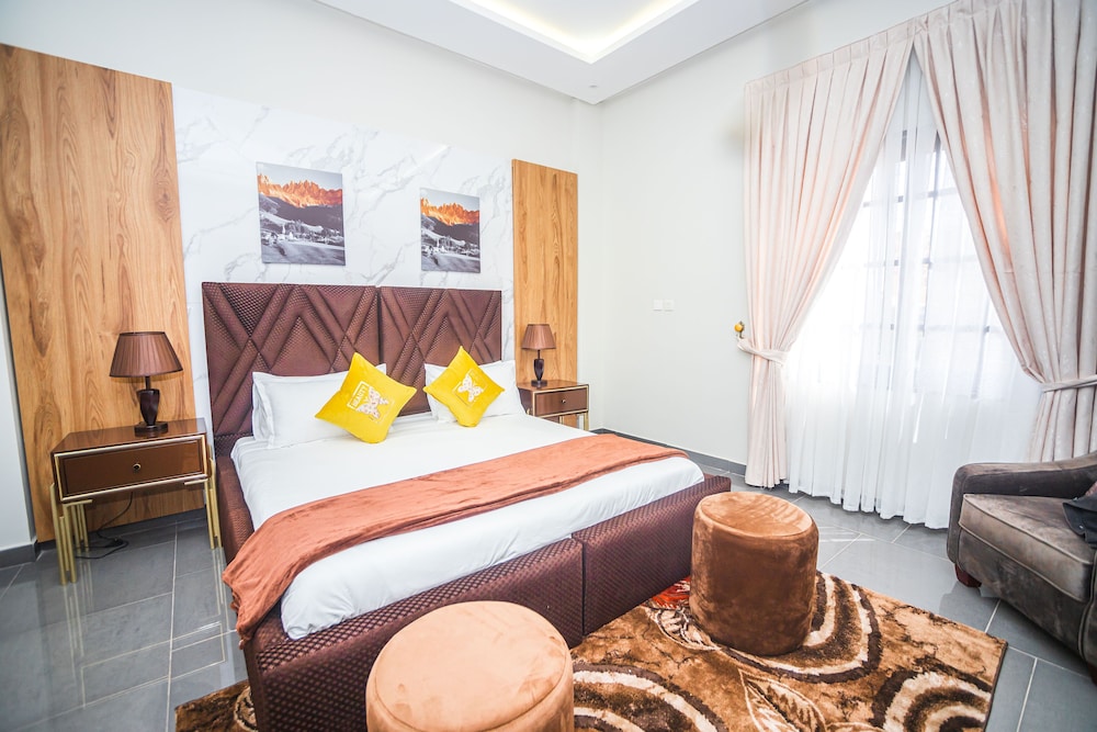 Gyamfuaa Court Apartment view 4