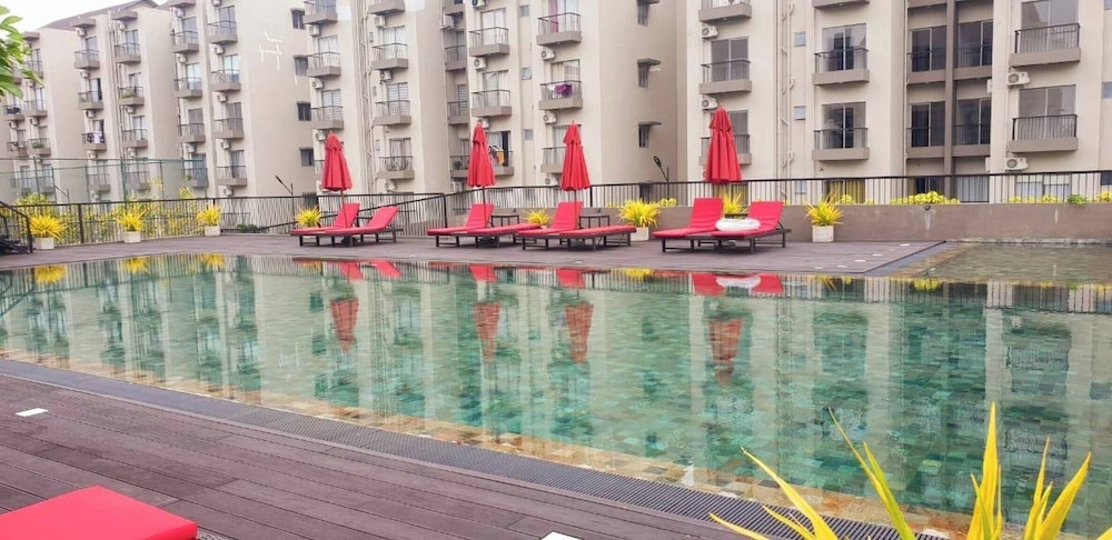 Family-friendly 3BR Apartment in Serene Malabe
