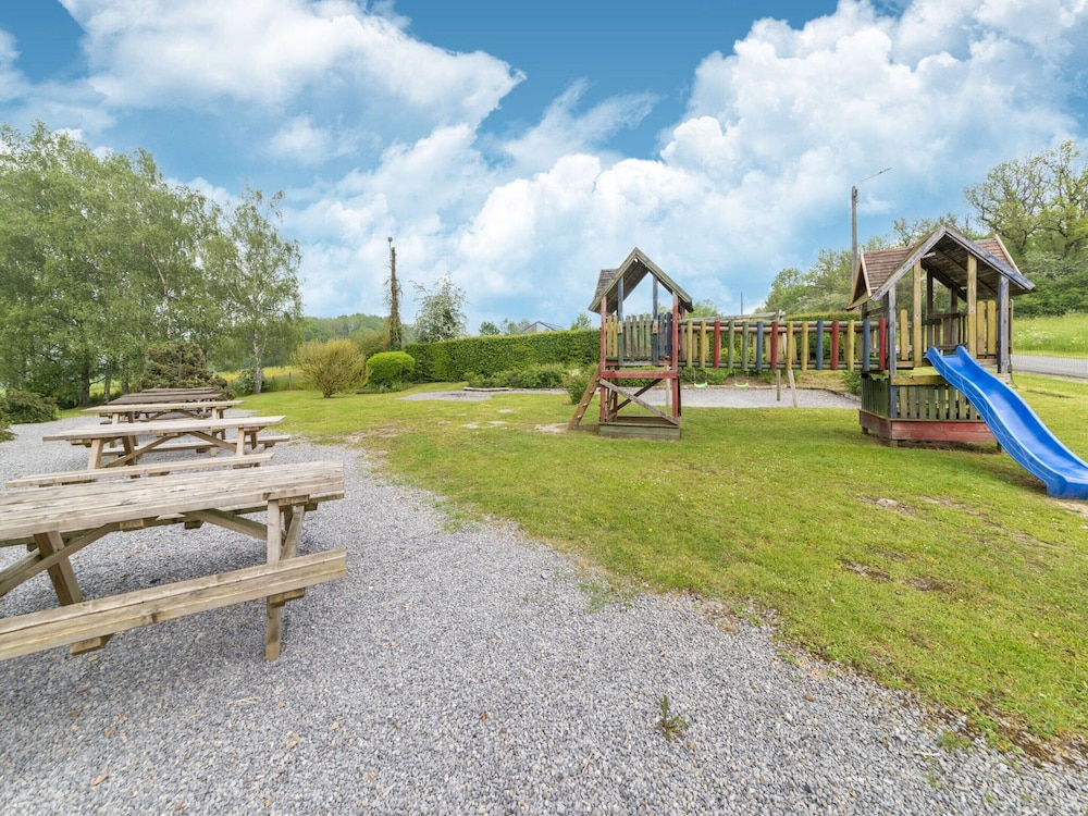 Villa in Ardennes With Sauna and Jacuzzi