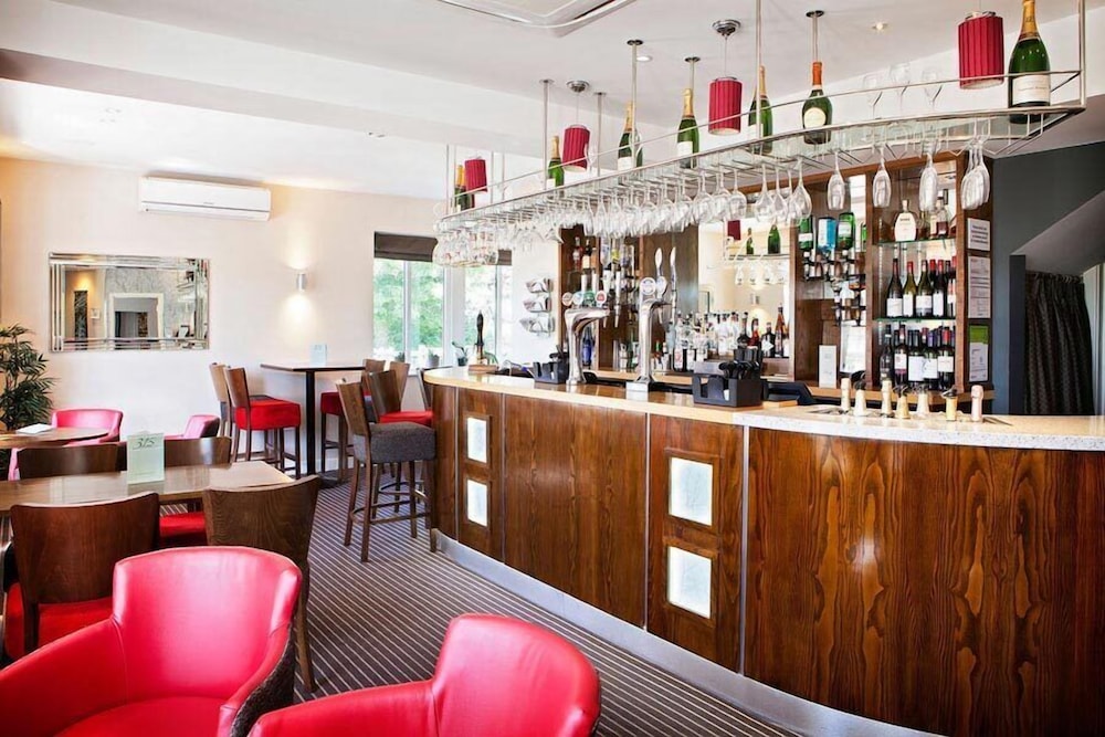 315 Bar And Restaurant