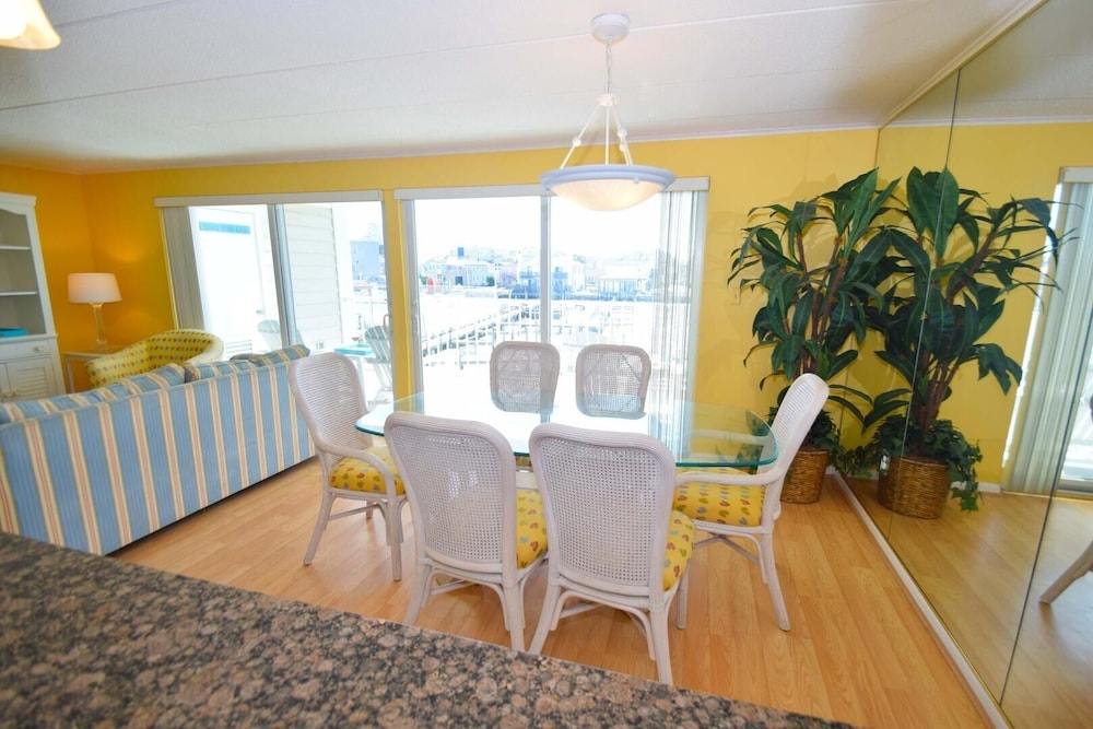 Thunder Island 148d 2 Bedroom Condo