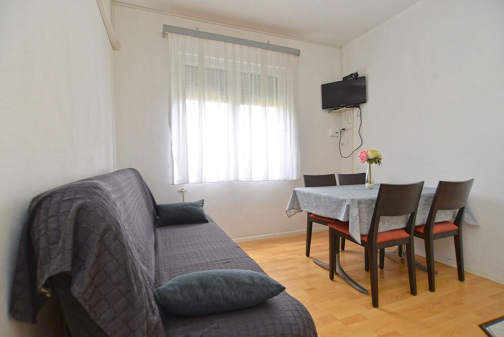 Apartments 2071