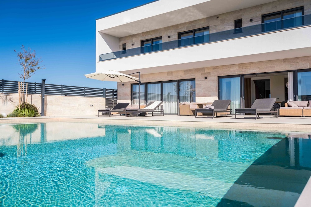 Villa Freedom