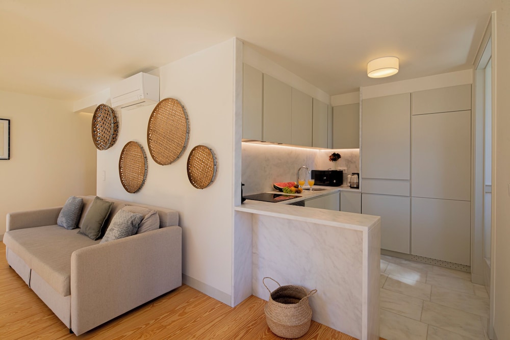 Castelo Superior Two Bedroom Apartment