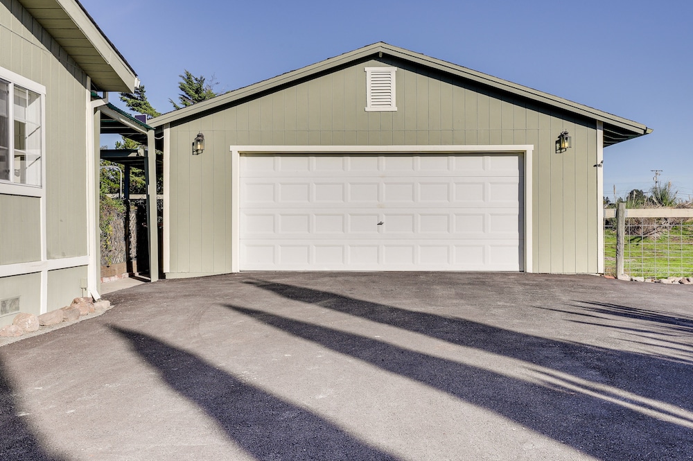 Petaluma Vacations - Charming Petaluma Cottage w/ Grill Near Wineries - Property Image 9