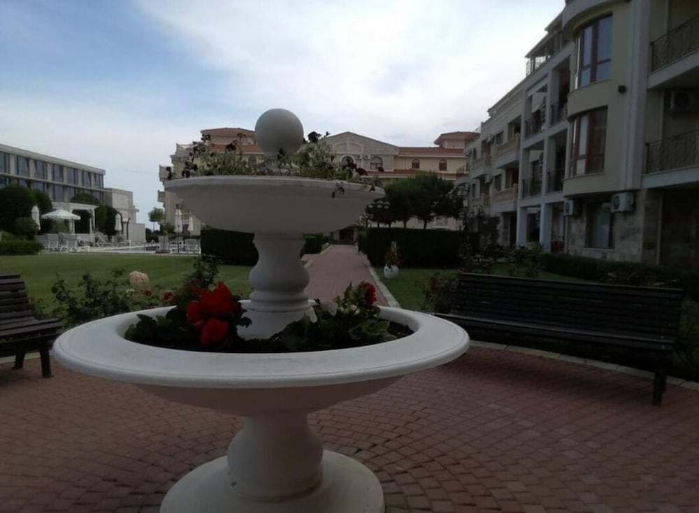 Maisonettes in Royal Bay Residence&SPA 2