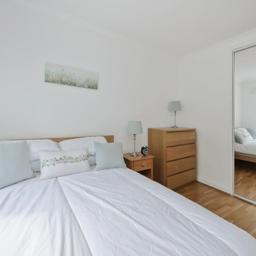 Elegant 3 bed Flat Earls Court