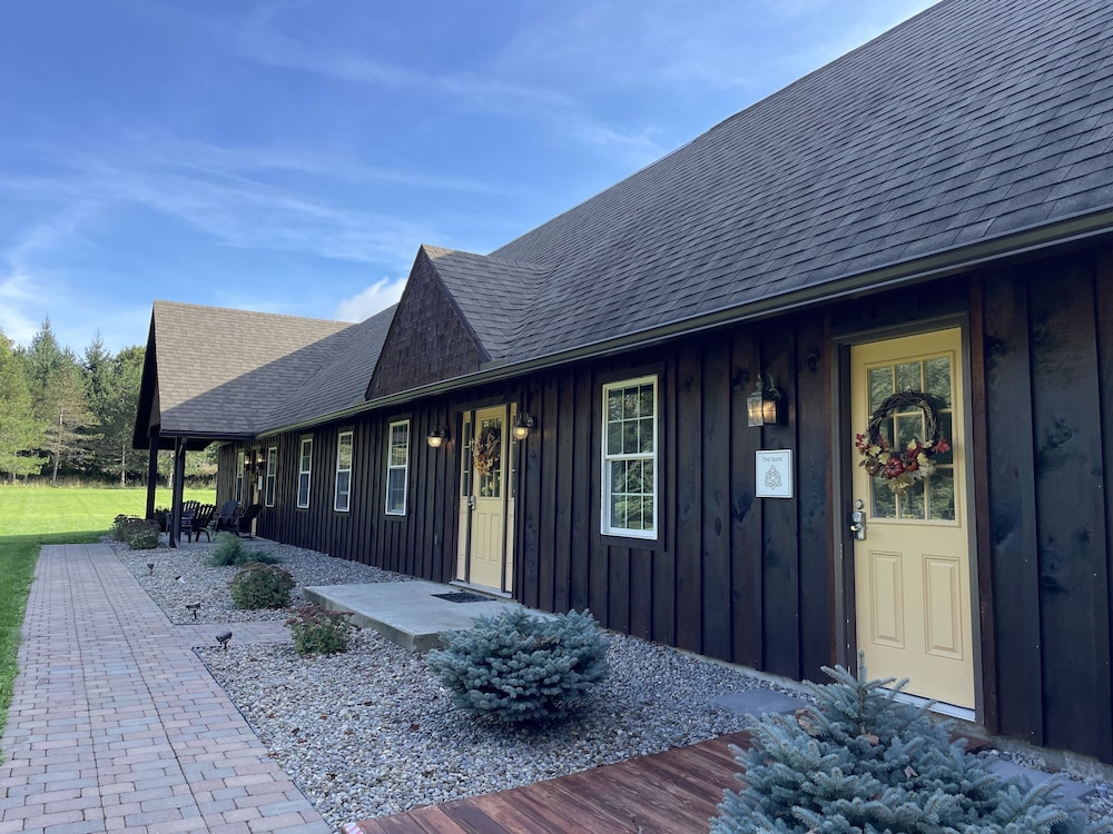 Ashling Acres