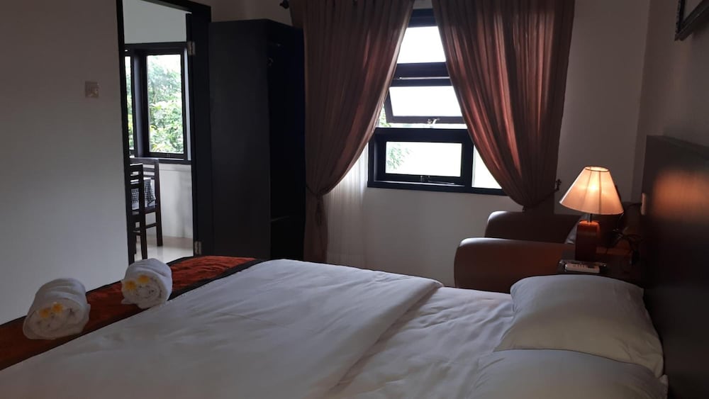 de Lungguh Family Homestay view 5