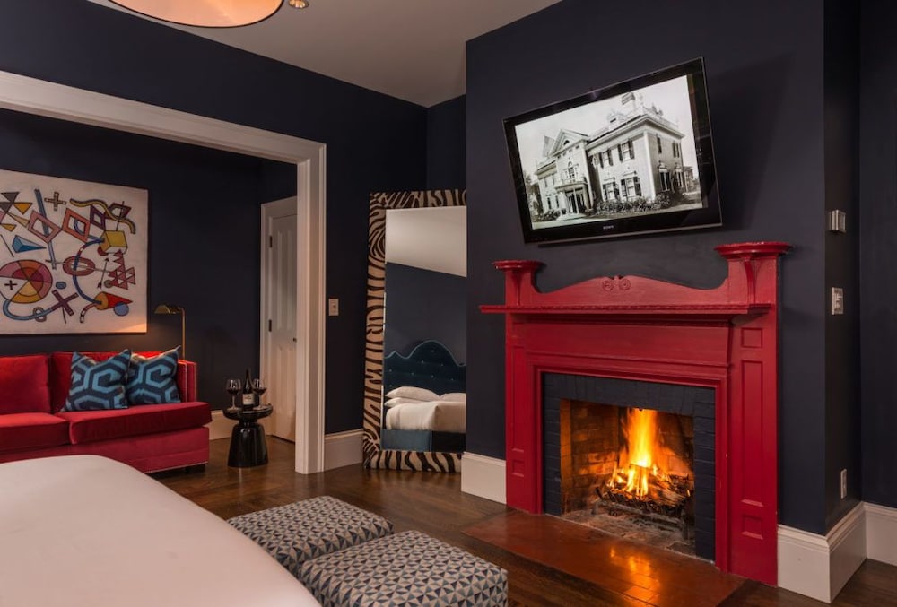 Lenox Vacations - Kemble Inn - Property Image 32